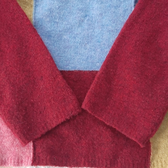 Cousin Johnny patchwork Soft Colorful crewneck sweater. Size XL. - Picture 4 of 5